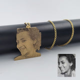 Personalized portrait necklace
